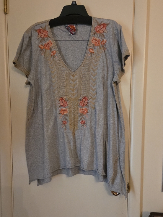 Johnny Was Tops - Johnny Was Grey Short Sleeved Tunic XL